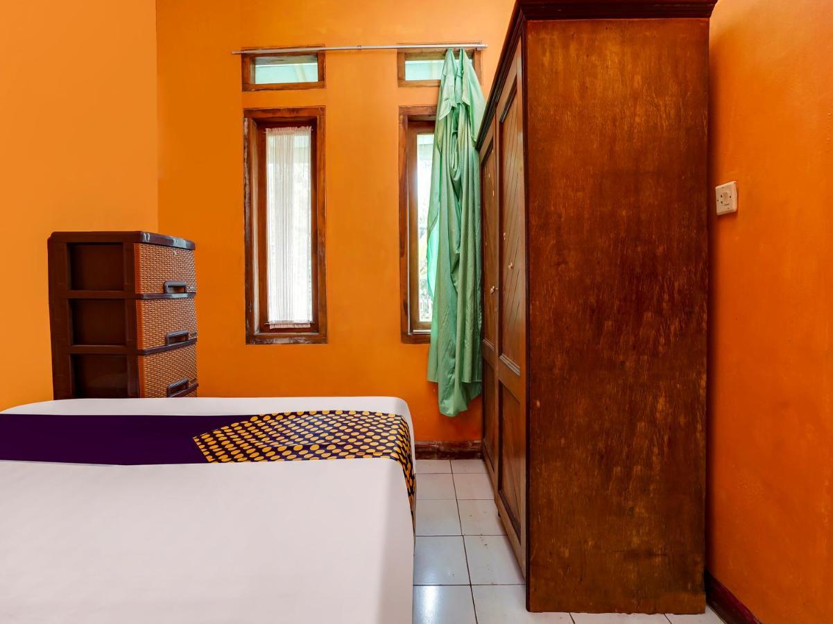 Oyo Homes 91006 Eco Tourism Desa Cibodas Areng 5 Syariah
