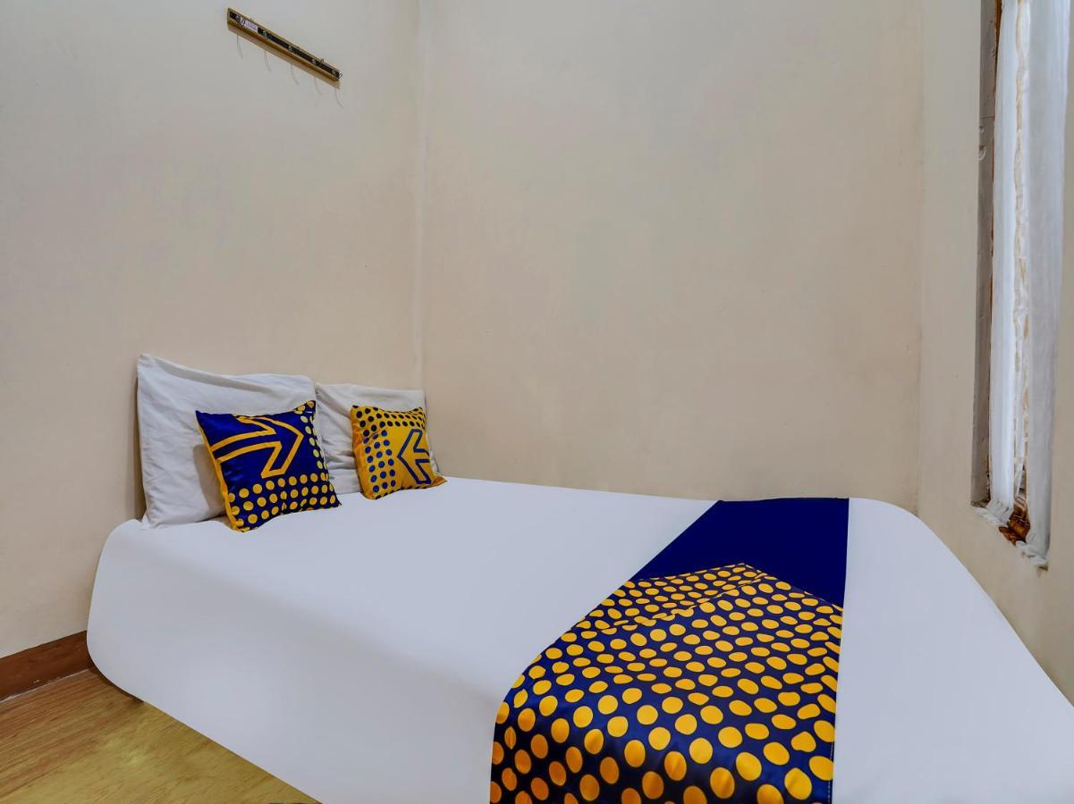 Oyo Homes 91006 Eco Tourism Desa Cibodas Areng 5 Syariah Bandung