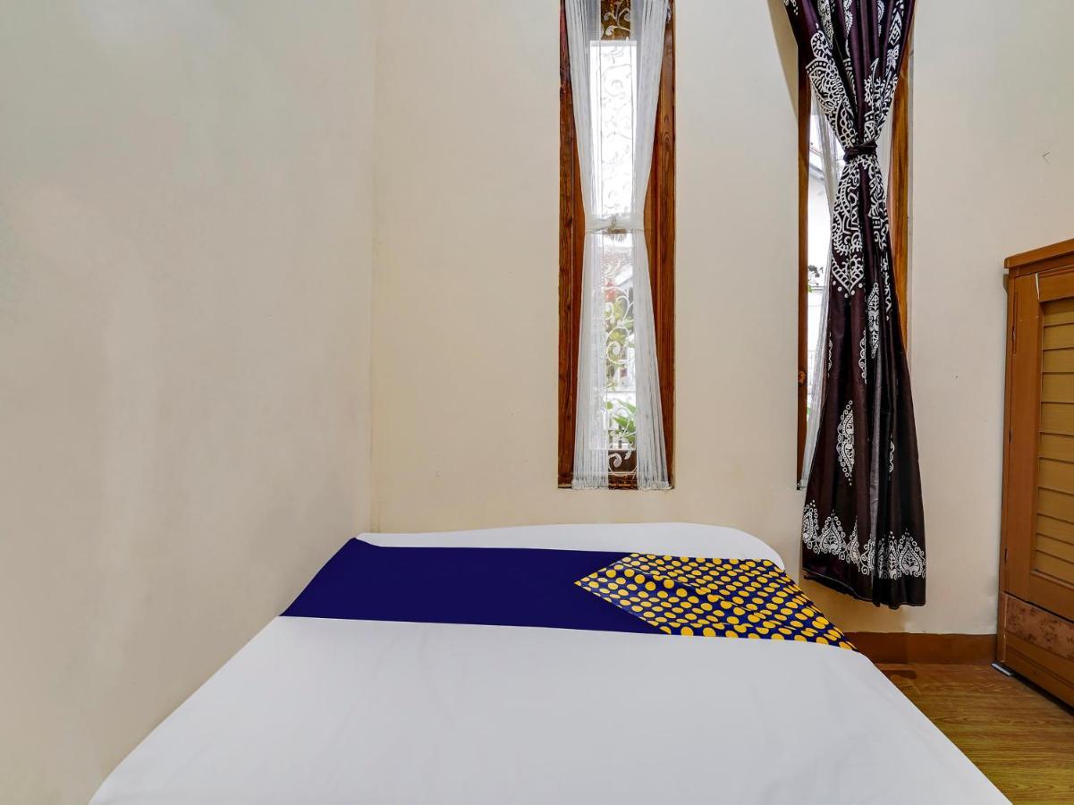 Oyo Homes 91006 Eco Tourism Desa Cibodas Areng 5 Syariah Hotel Bandung